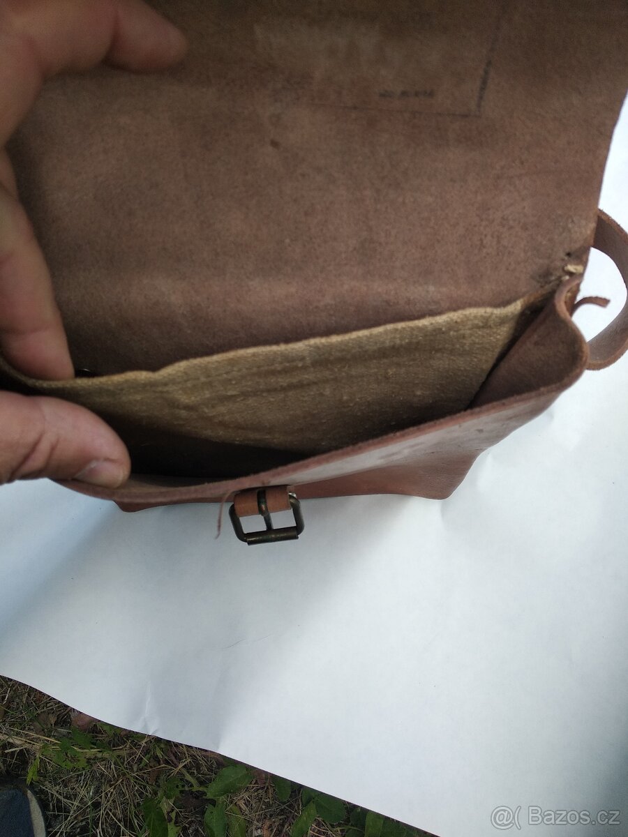 Brasna-pro prislusniky CSR-SNB-60-ta leta. - 4