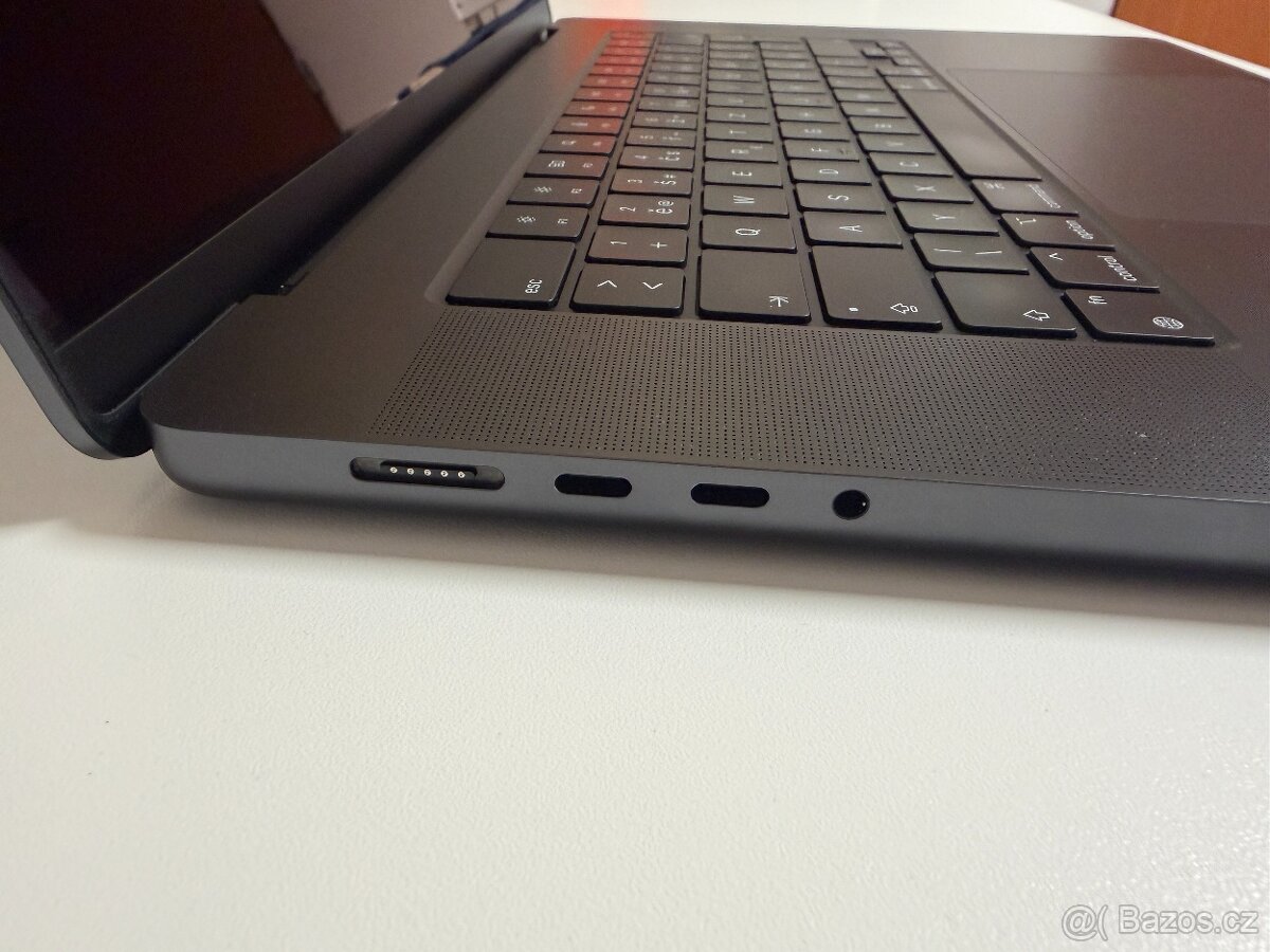 MacBook Pro 16" M3 Max 14 CPU 30 GPU 36GB 1TB, ZÁRKUA 08/26 - 4