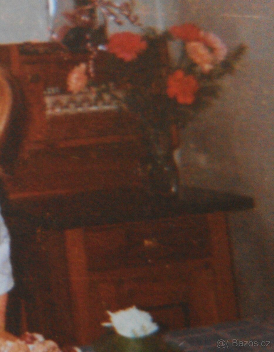 Části secesní ložnice z poč. 20 stol. - 4