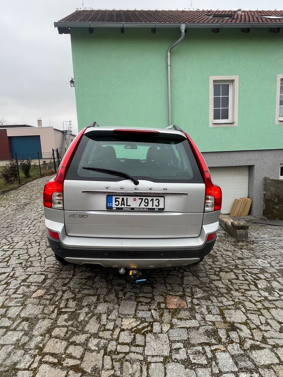 Volvo XC 90 - 4