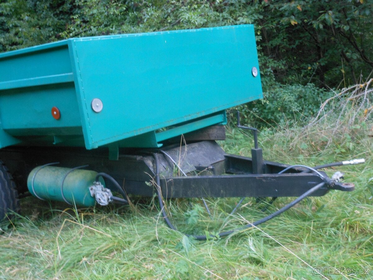 NÁVĚS PŘÍVĚS ZA TRAKTOR - 4