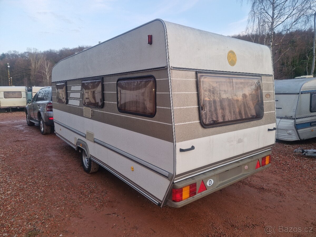 Karavan Hymer-Eriba-Nova - 4