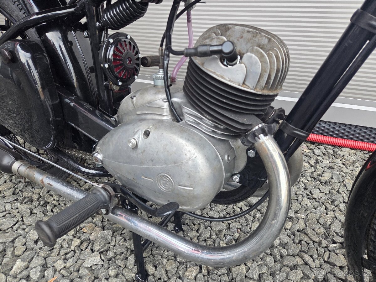 ČZ 150 C - 4