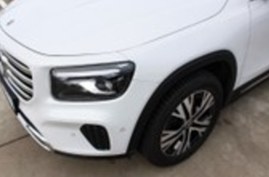 Mercedes-Benz GLB 200d A/T - 4