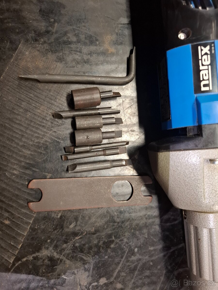 Elektrický šroubovák NAREX - 4