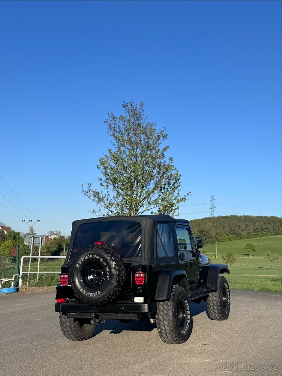 Jeep Wrangler TJ 2.5 Sport - 4
