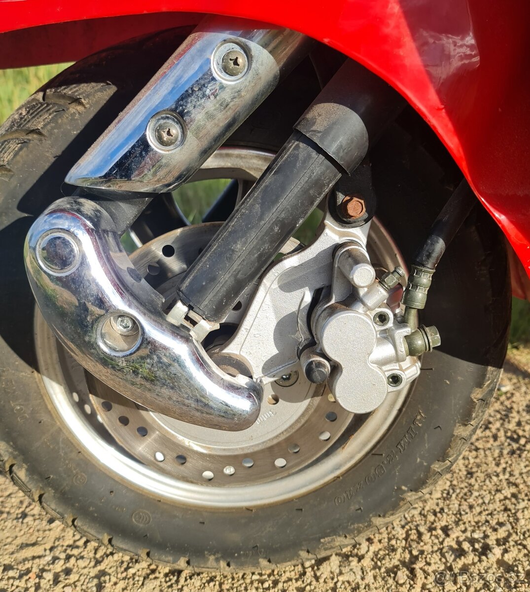 Elektroskůtr bez baterie - 4