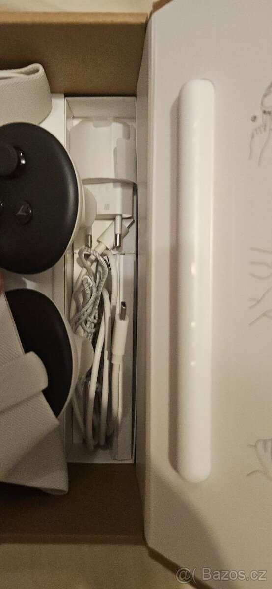 Meta Quest 3 512GB (vyměněný pravý displej; úplně jako nový) - 4