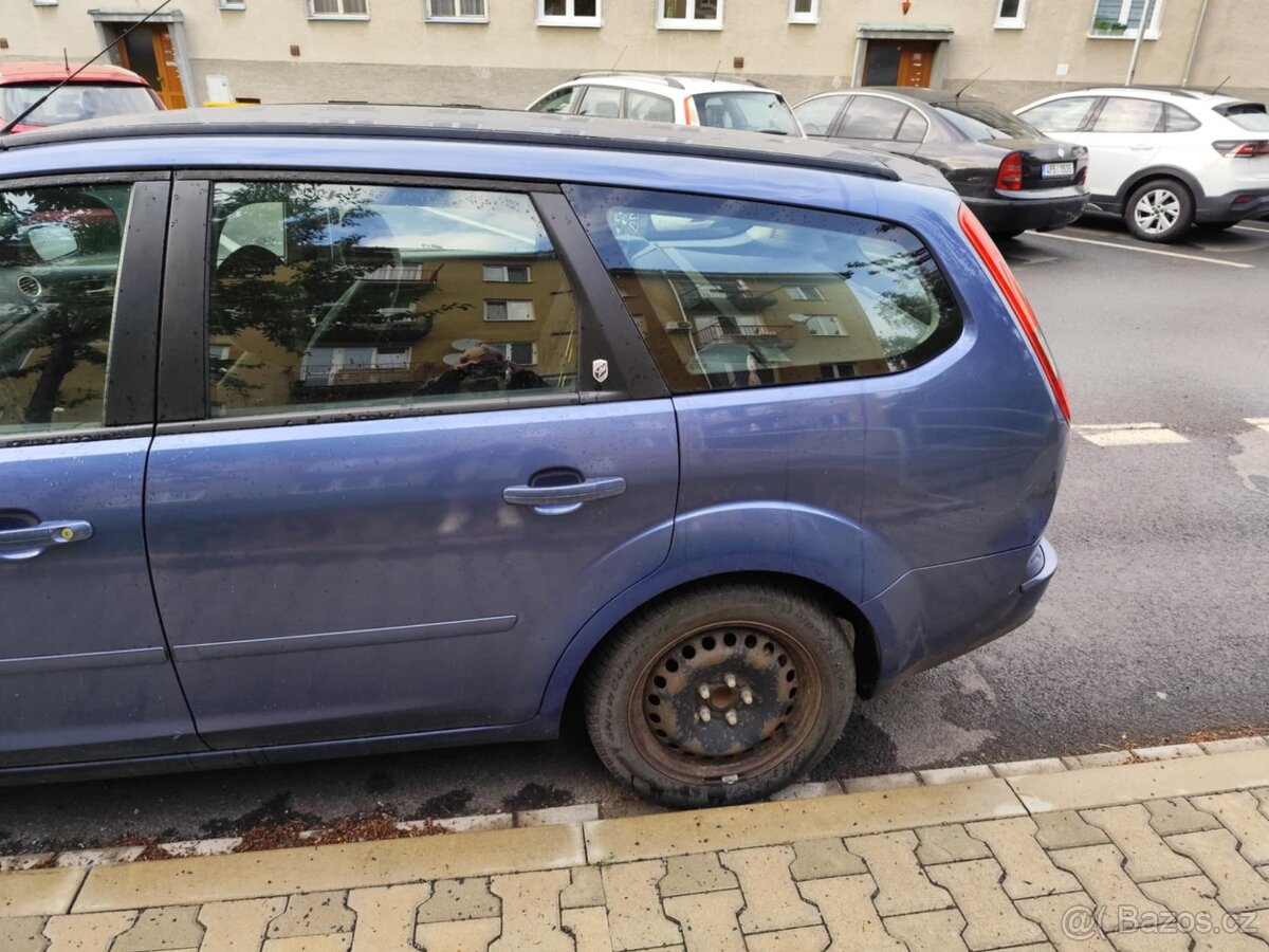 Ford Focus mk2 1.6 85kw - 4