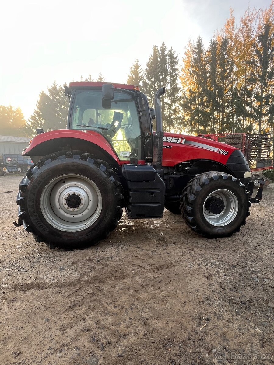 Traktor Case Magnum 290 - 4