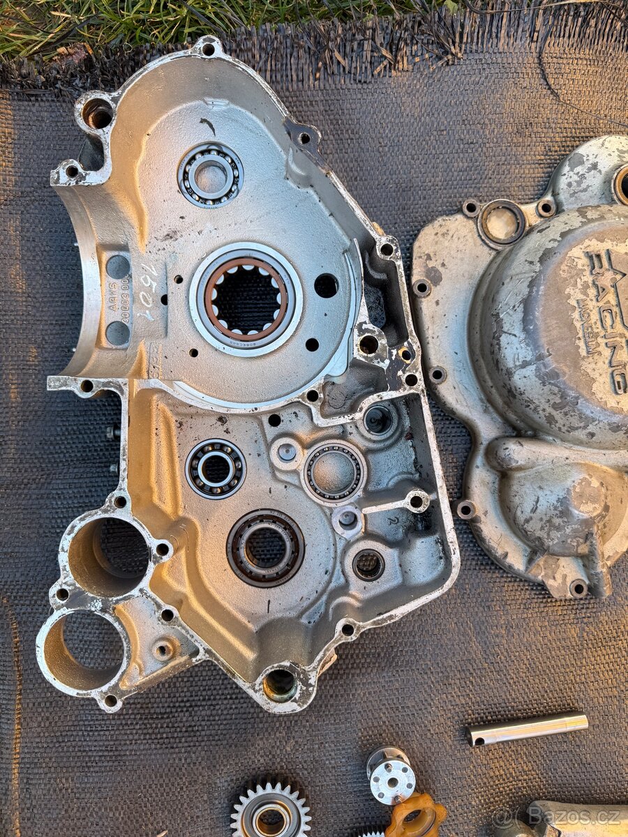 Ktm exc 450 náhradní dily- motor