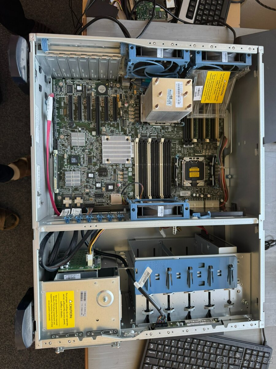 HP ProLiant ML350 Gen6 server - 4