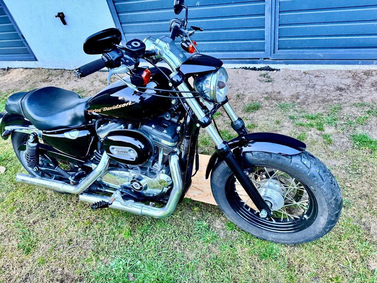 Harley-Davidson Sportster 1200 - 4