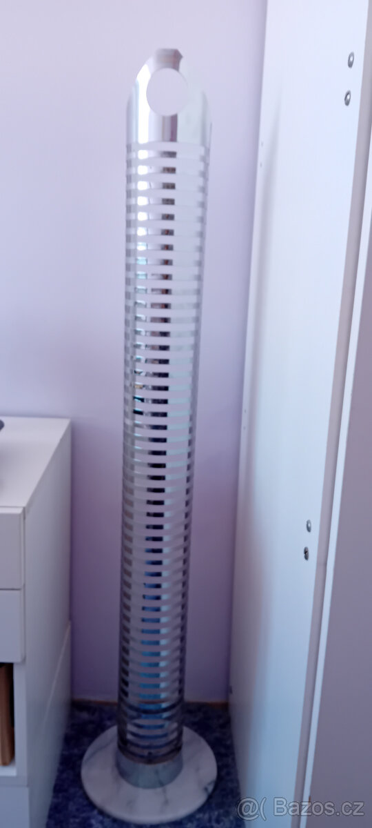 Stojan na CD zn. Hama - 4