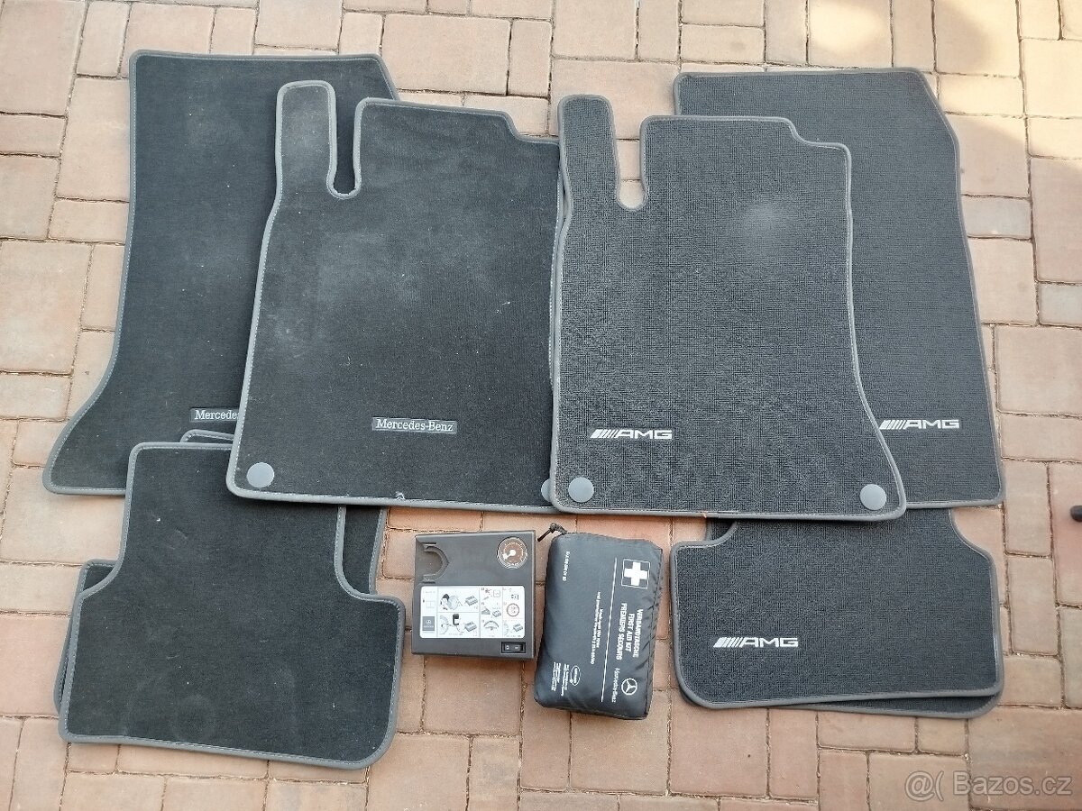 Auto příslušenství Mercedes - 4