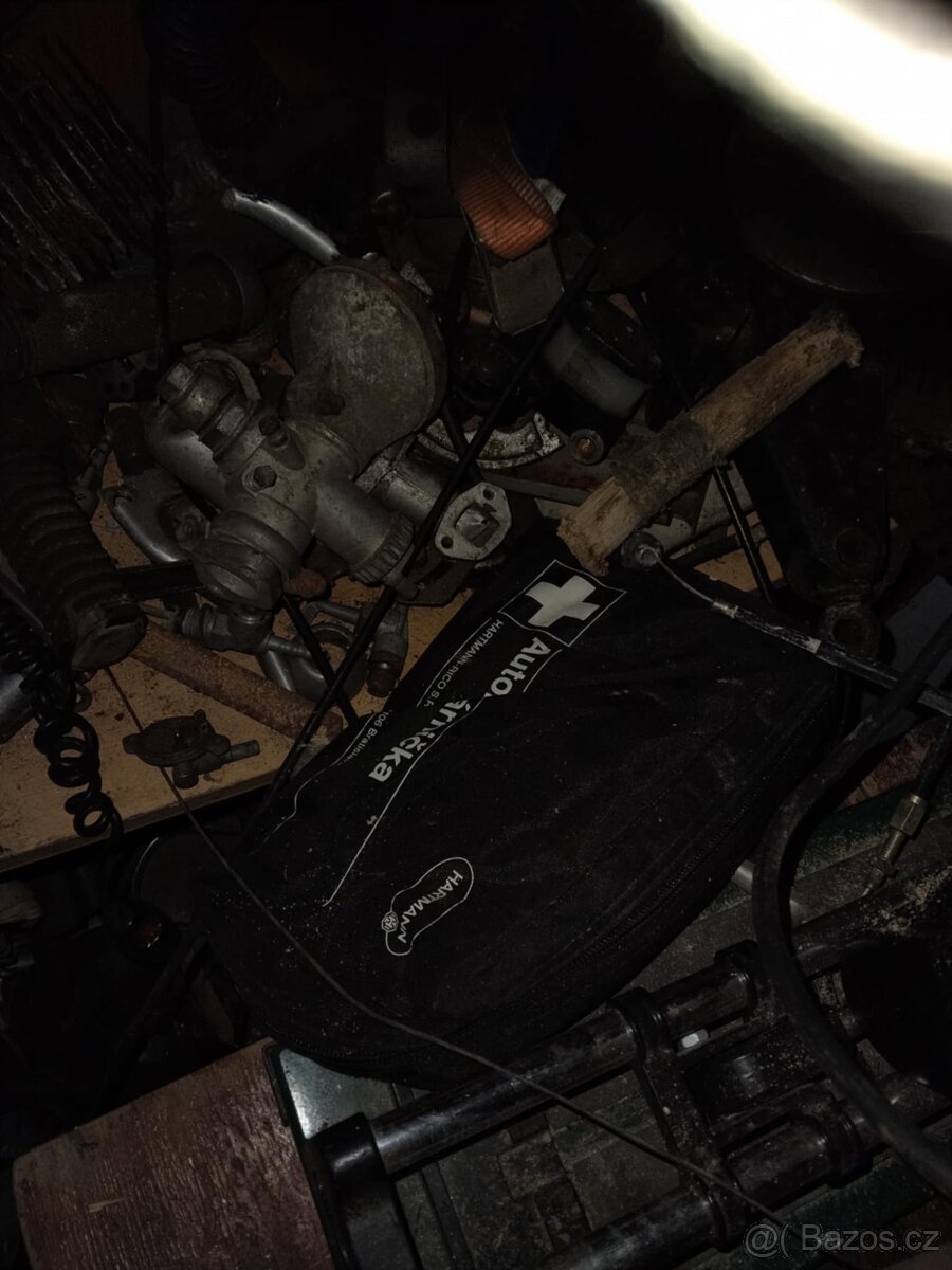 Jawa náhradní díly mix - 4