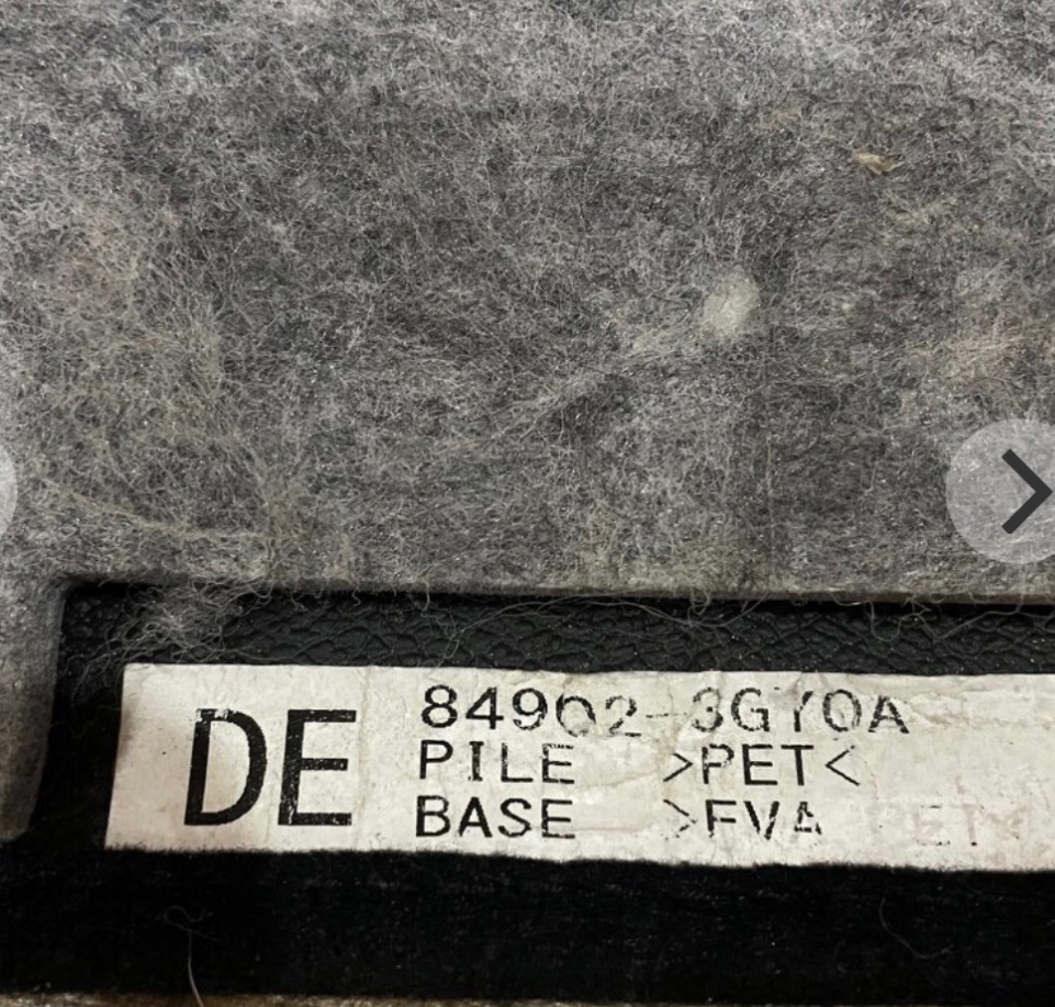 Nissan 370Z koberec do kufru - 4