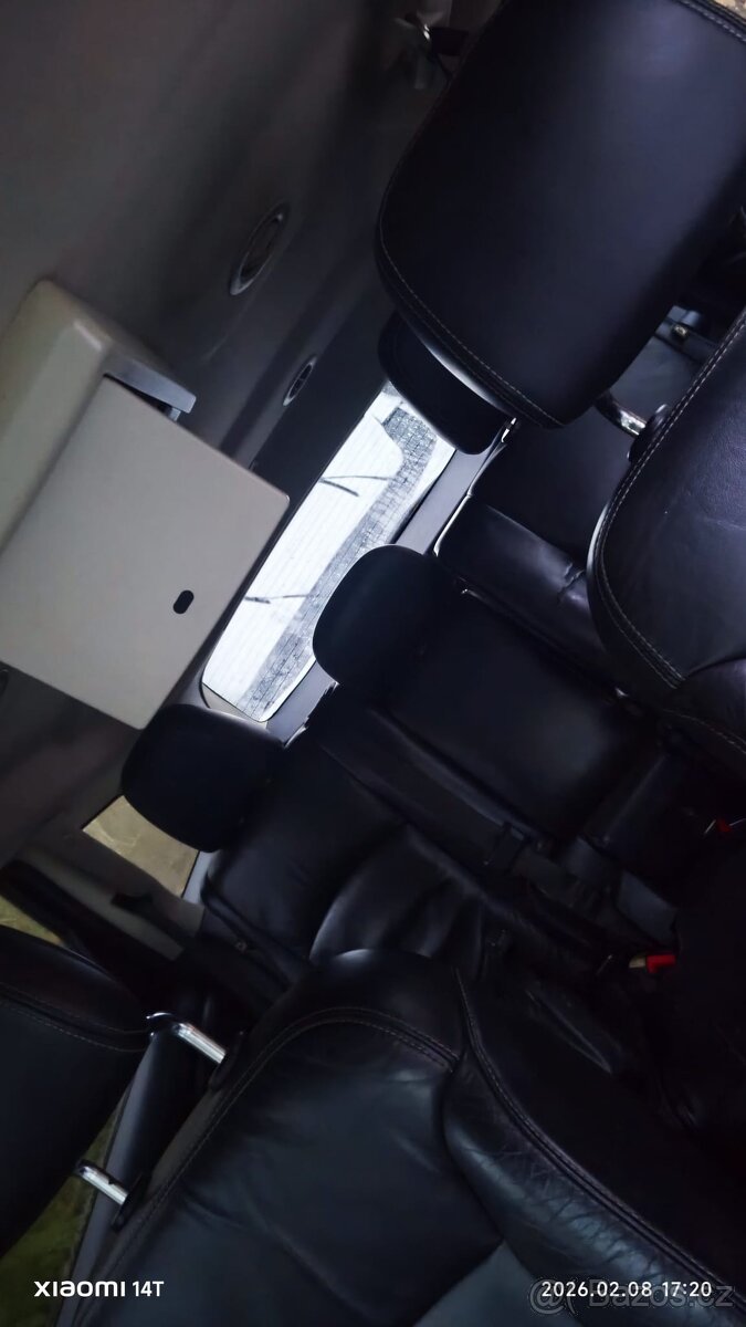 Na náhradní díly nebo opravu - 4