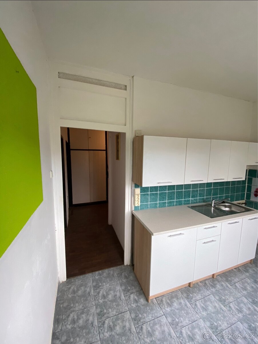 Prodej bytu 2+1, 54 m², OV, Bílina - 4