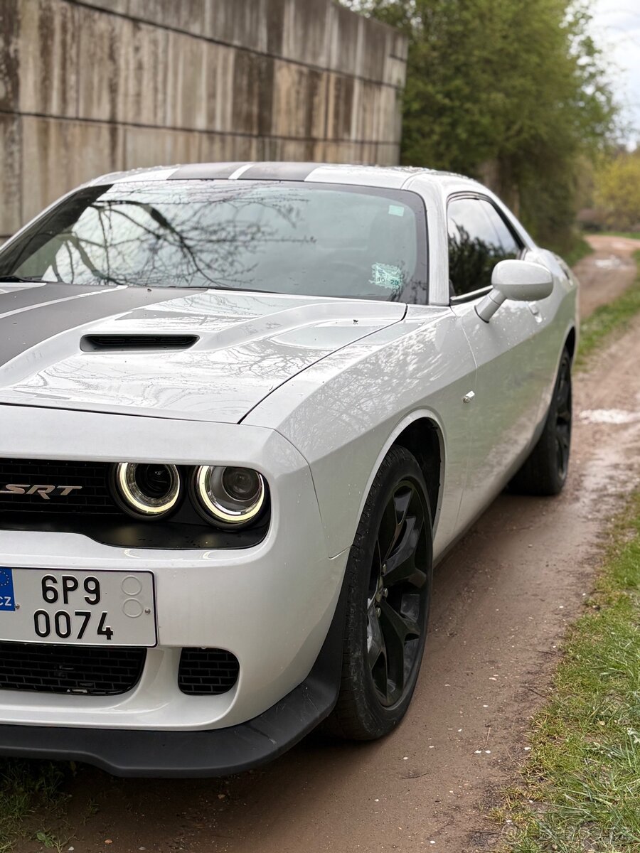 Dodge Challenger, 3.6L V6 - 4