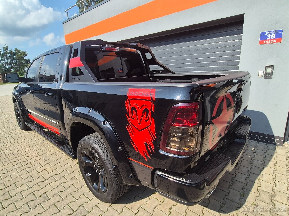 DODGE RAM 1500 5,7 HEMI 2022  44 000 km LONE STAR