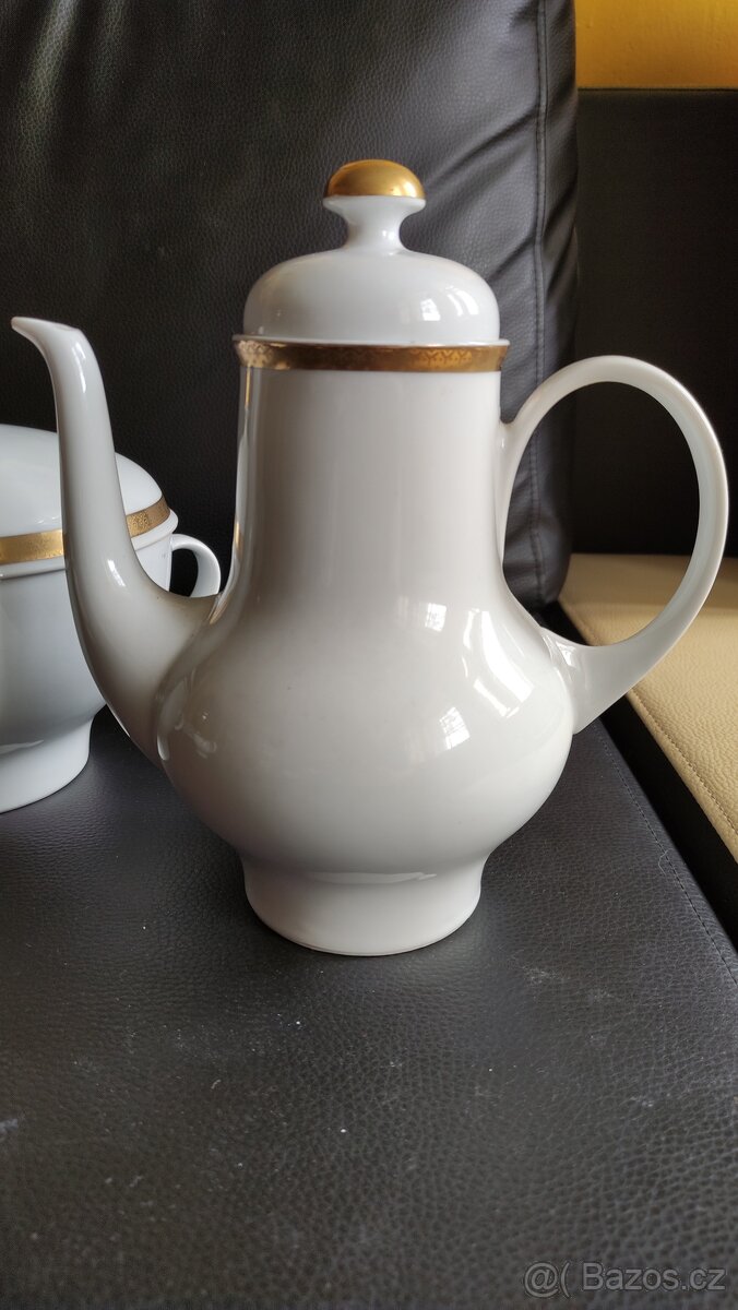 Mísa polévková 1,5 lt + konvice 1,2 lt + konvička - 4