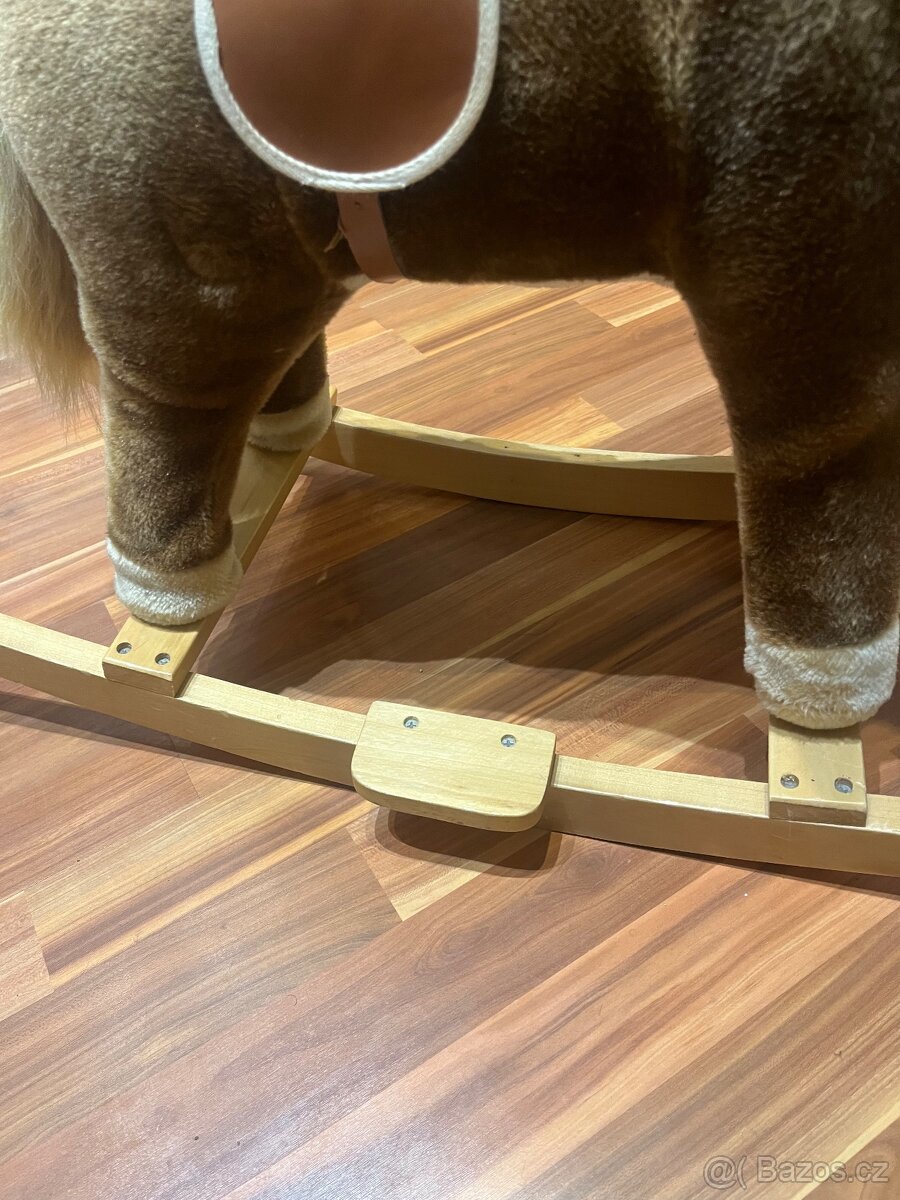 houpaci hrajici konik - 4