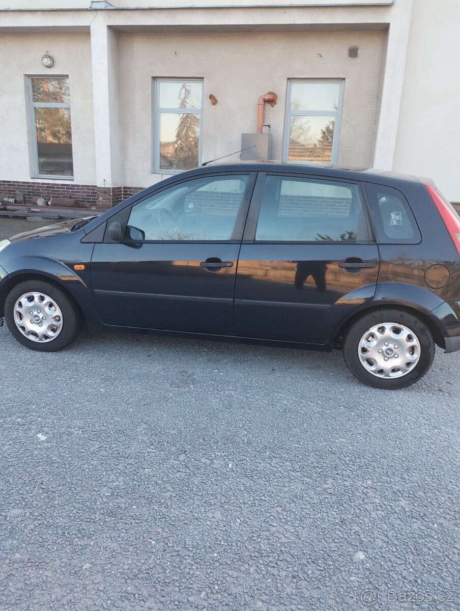 Ford Fiesta - 4