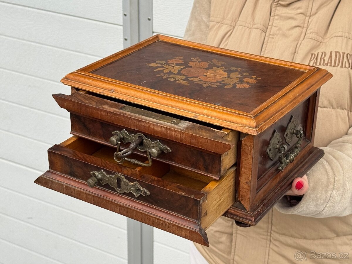 Krásná velice stará šperkovnice Empír - 4