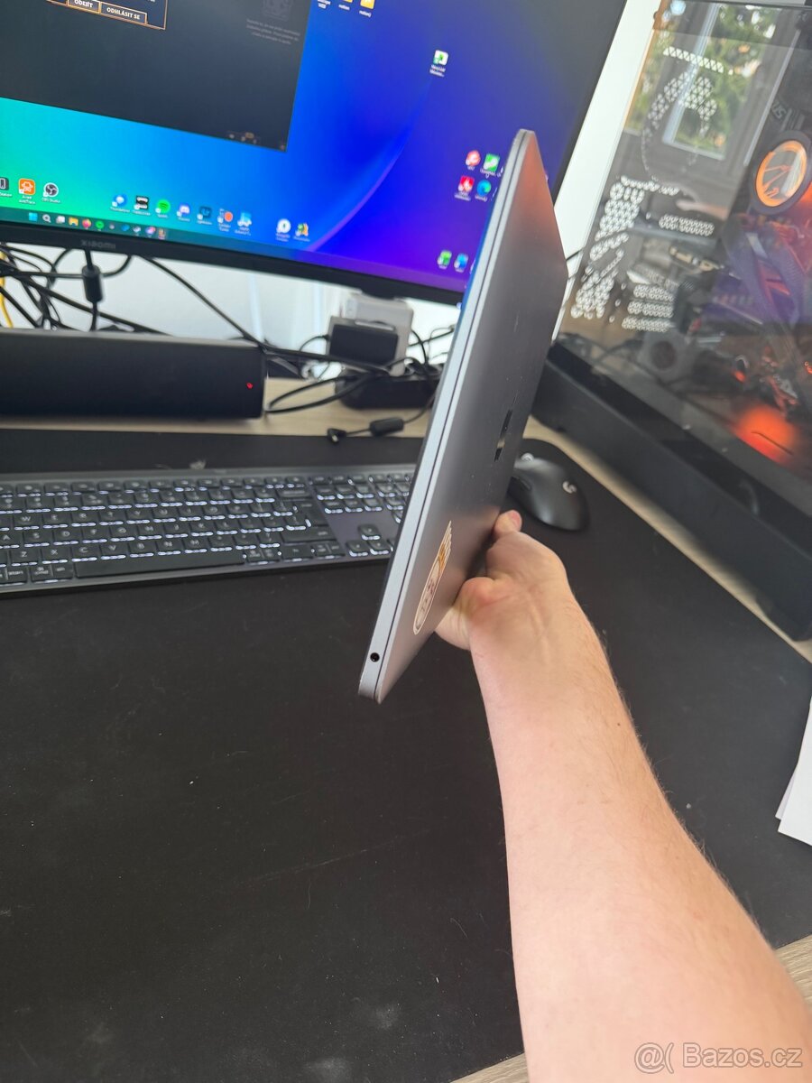 M1 MacBook Air 256gb 8gb ram - 4