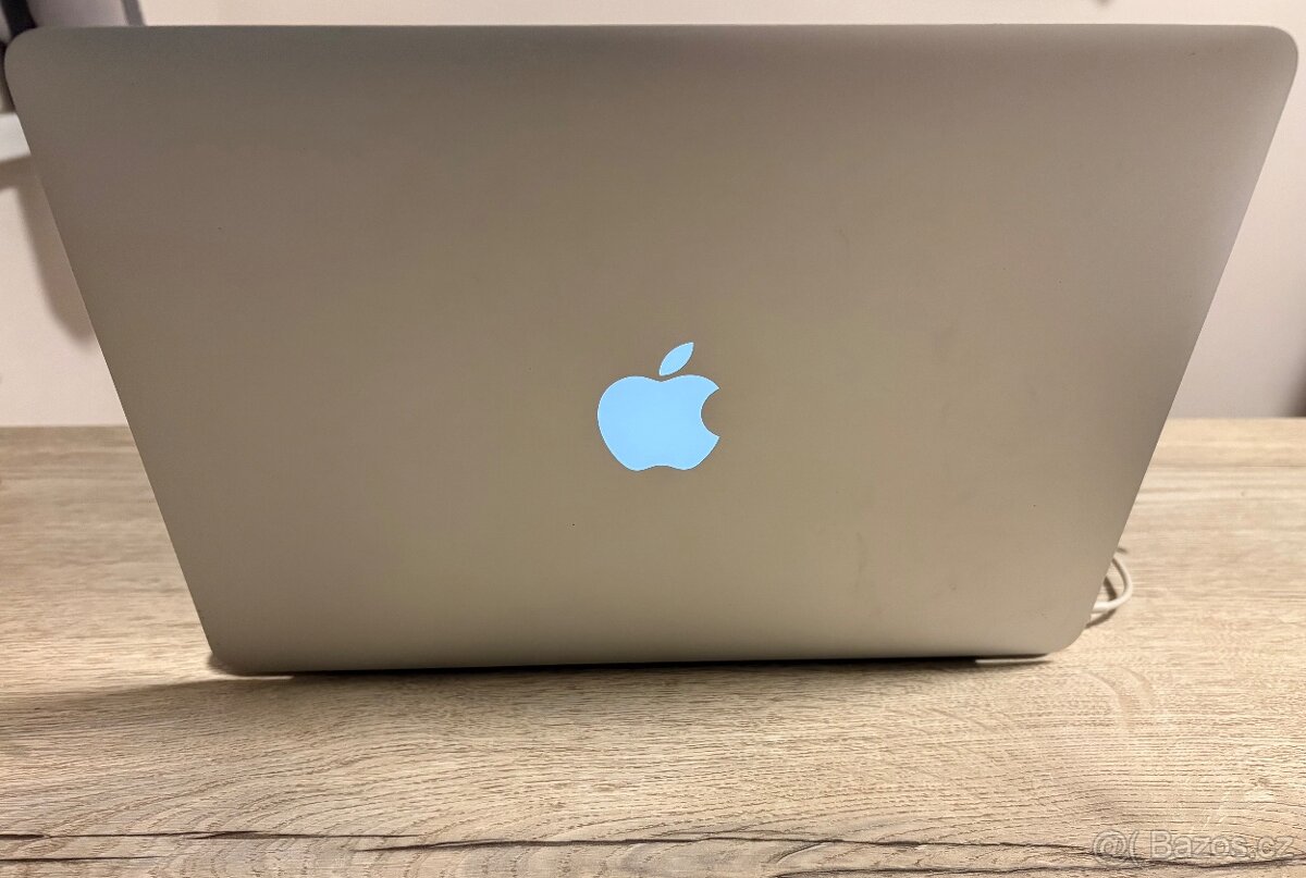 Apple MacBook Air 13” 2014 - 4