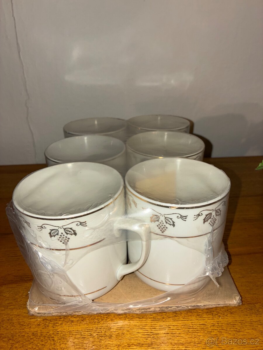 Skleněné a keramické nádobí - 4