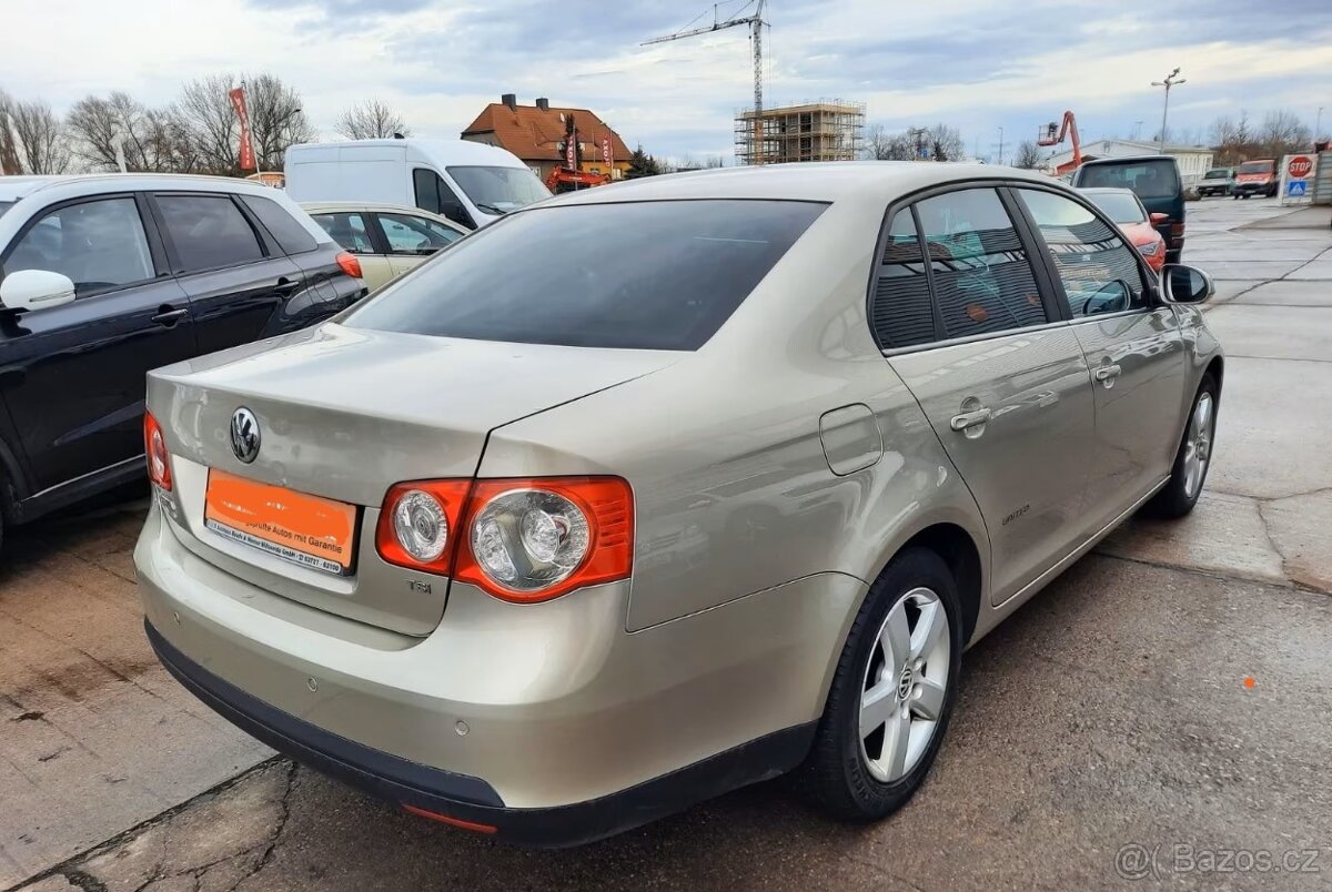 VW JETTA 1.4 TSI UNITED 2009 TOP - 4
