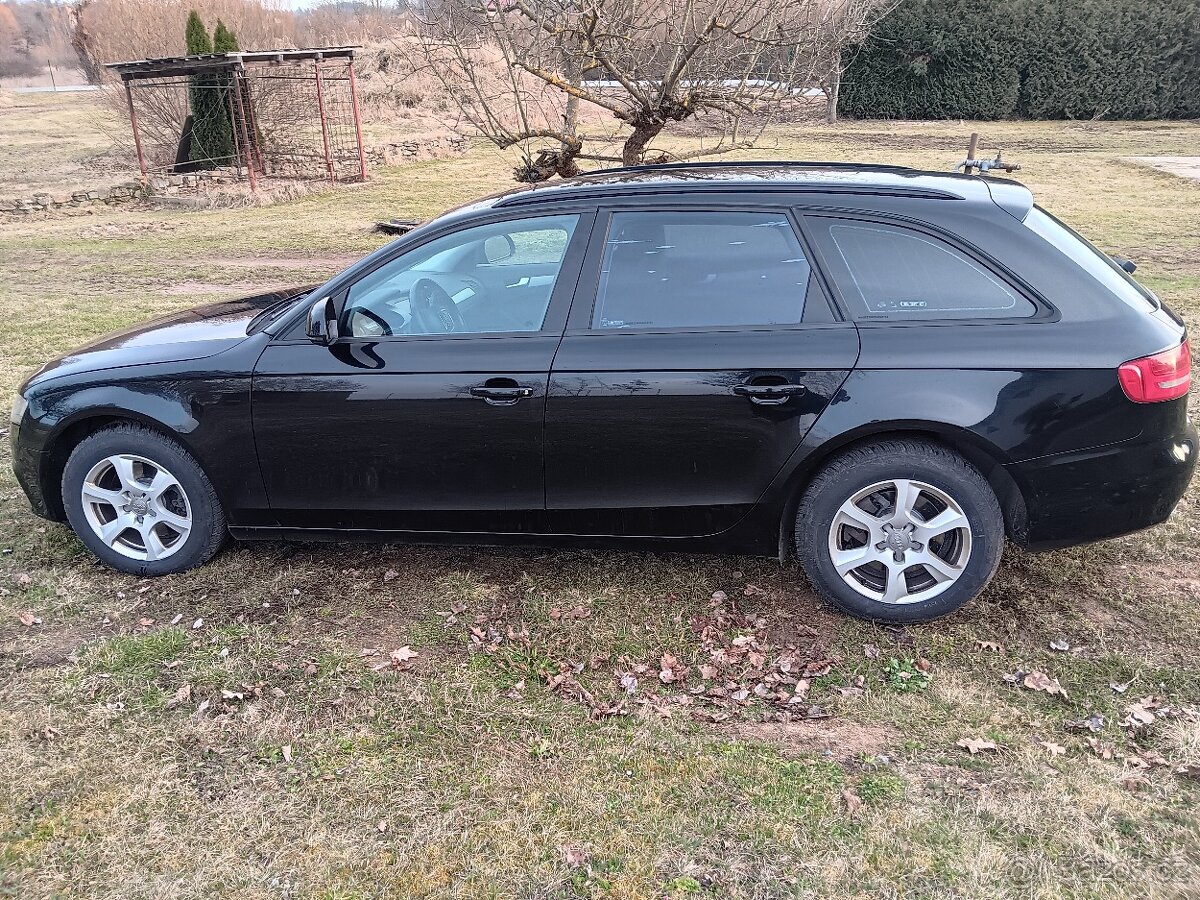 Audi A4 B8 2.0 TDI avant - 4