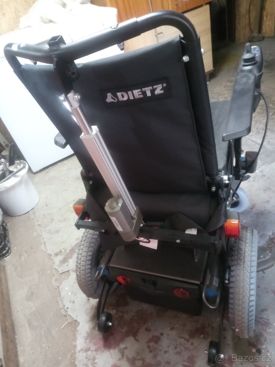 El. Invalidni vozik NOVY - 4