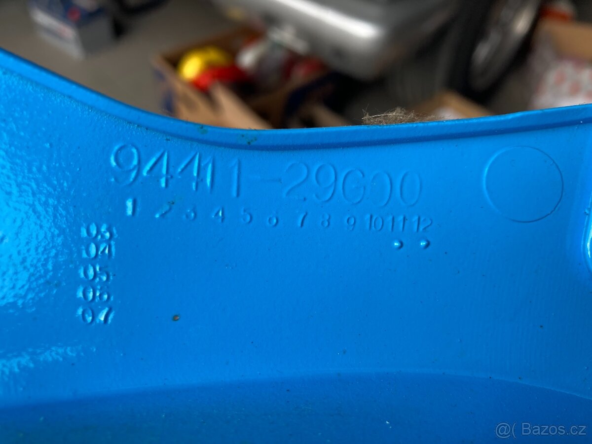 Suzuki GSX R přední maska - 4