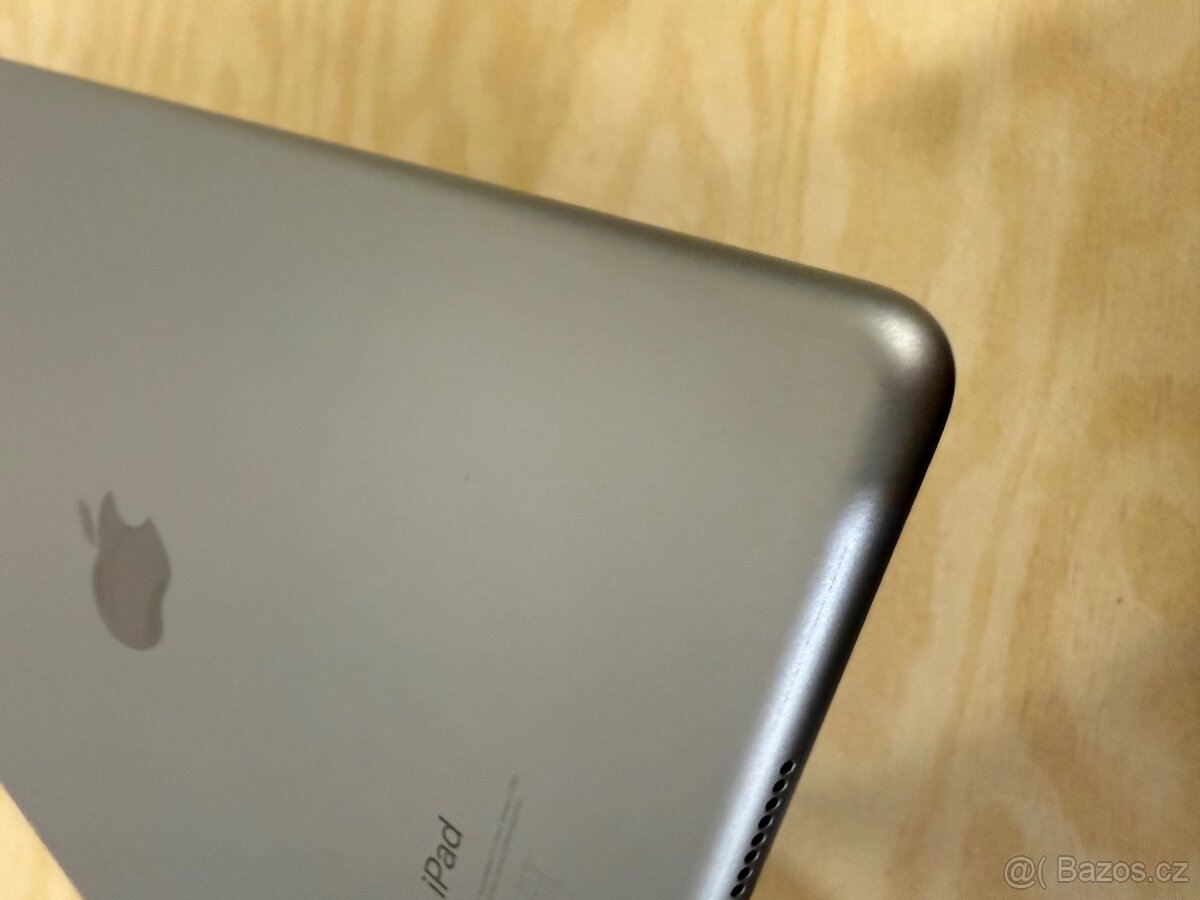 Apple IPad 9.7 (2018) - 4