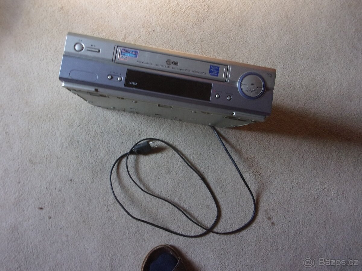 Prodám video LG - 4