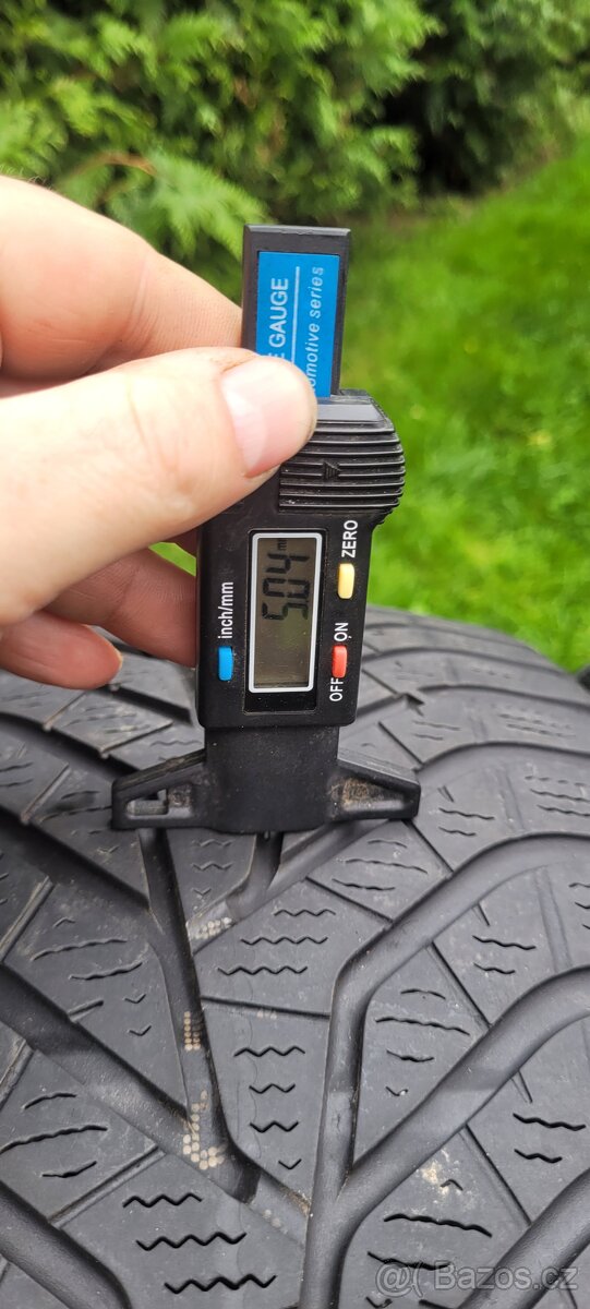 Zimní pneu 225/45/18 DOT 2119 - 4