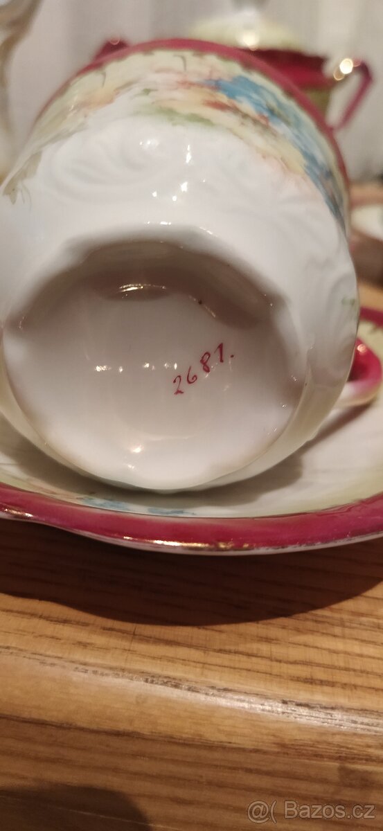 Starožitný porcelánový servis - 4