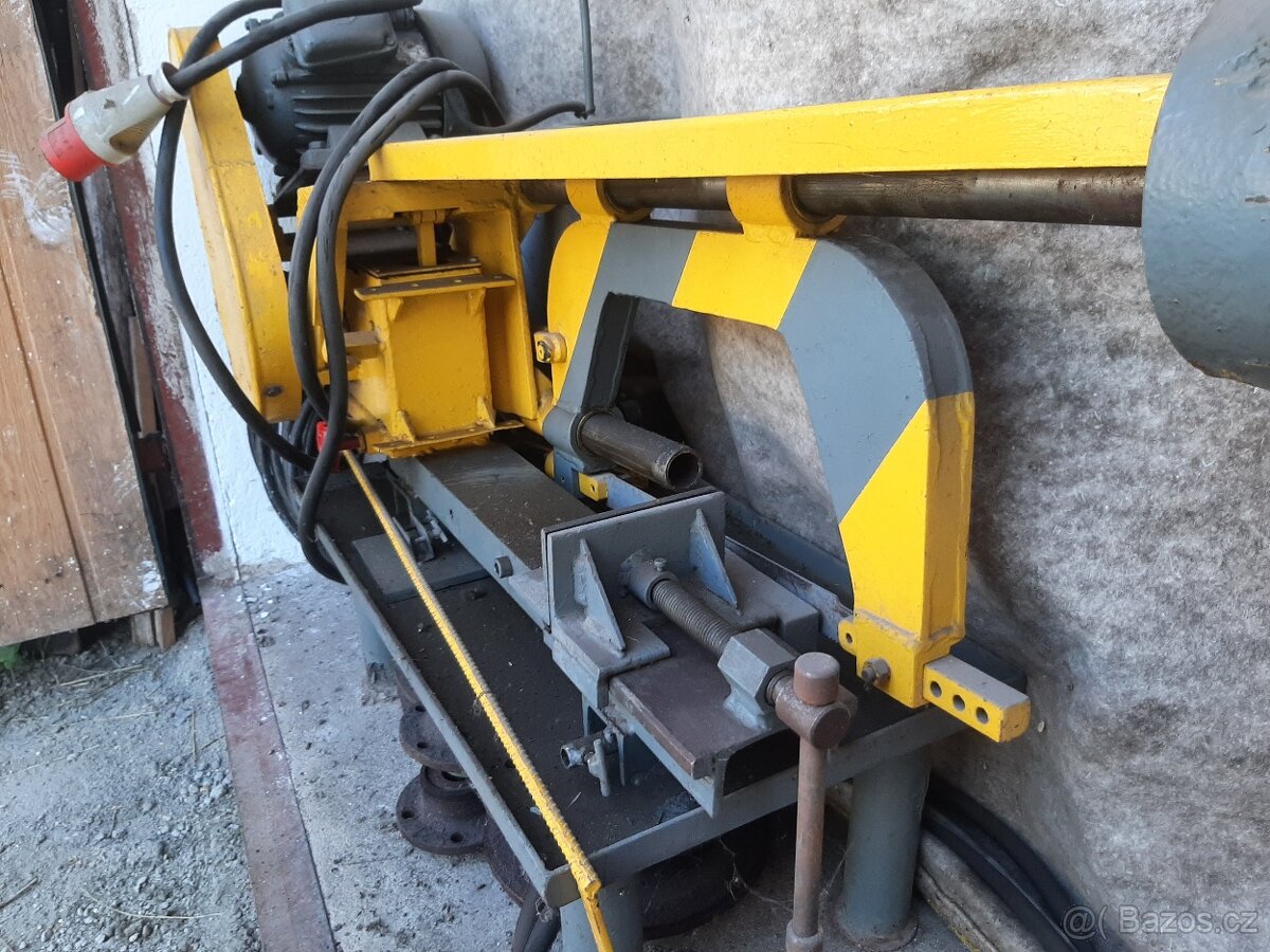 Strojní pila 400V - 4