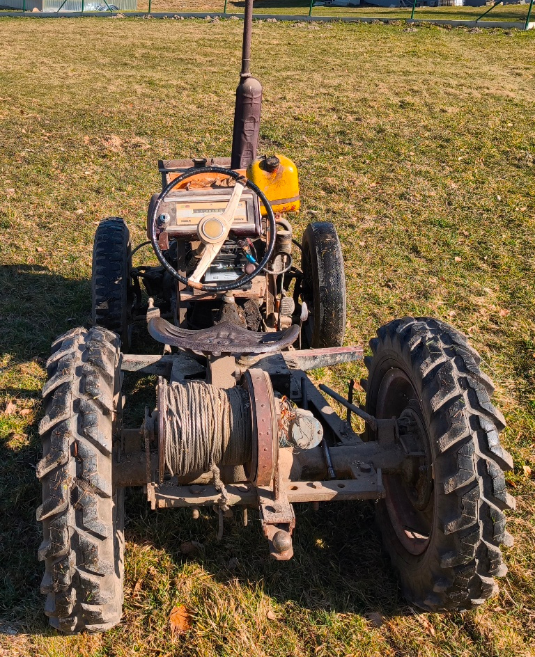 Malotraktor s navijákem - 4