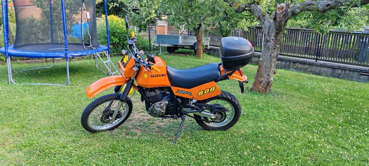 Suzuki DR600S - 4