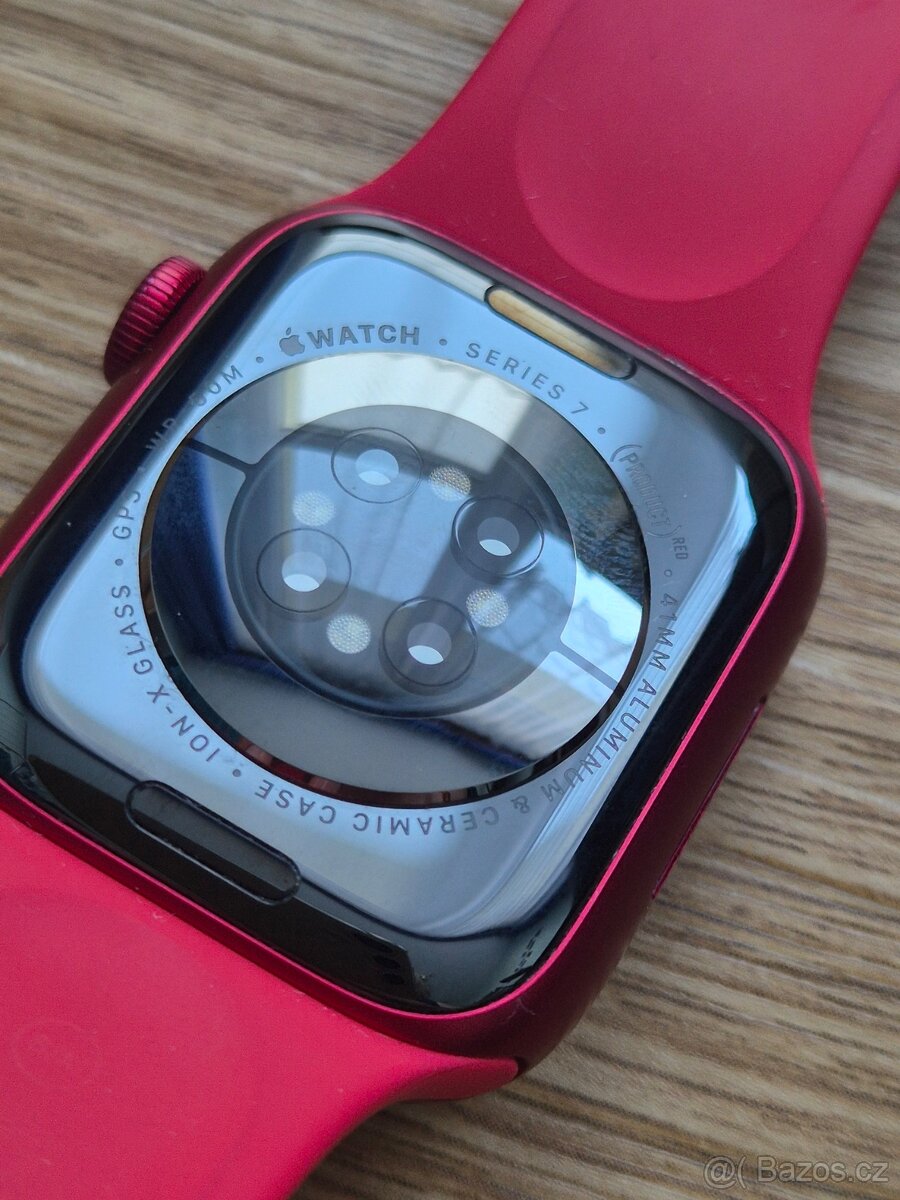 Apple Watch 7 41mm Red - 4