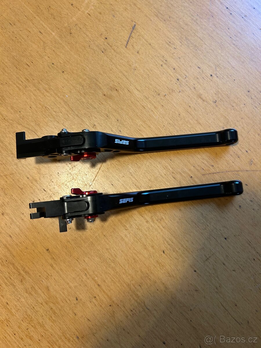 Triumph Street Triple 675 2012 padací rám a páčky - 4