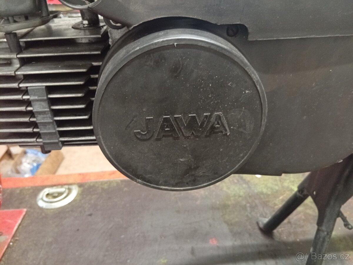 Prodám motor Babeta 215 - 4