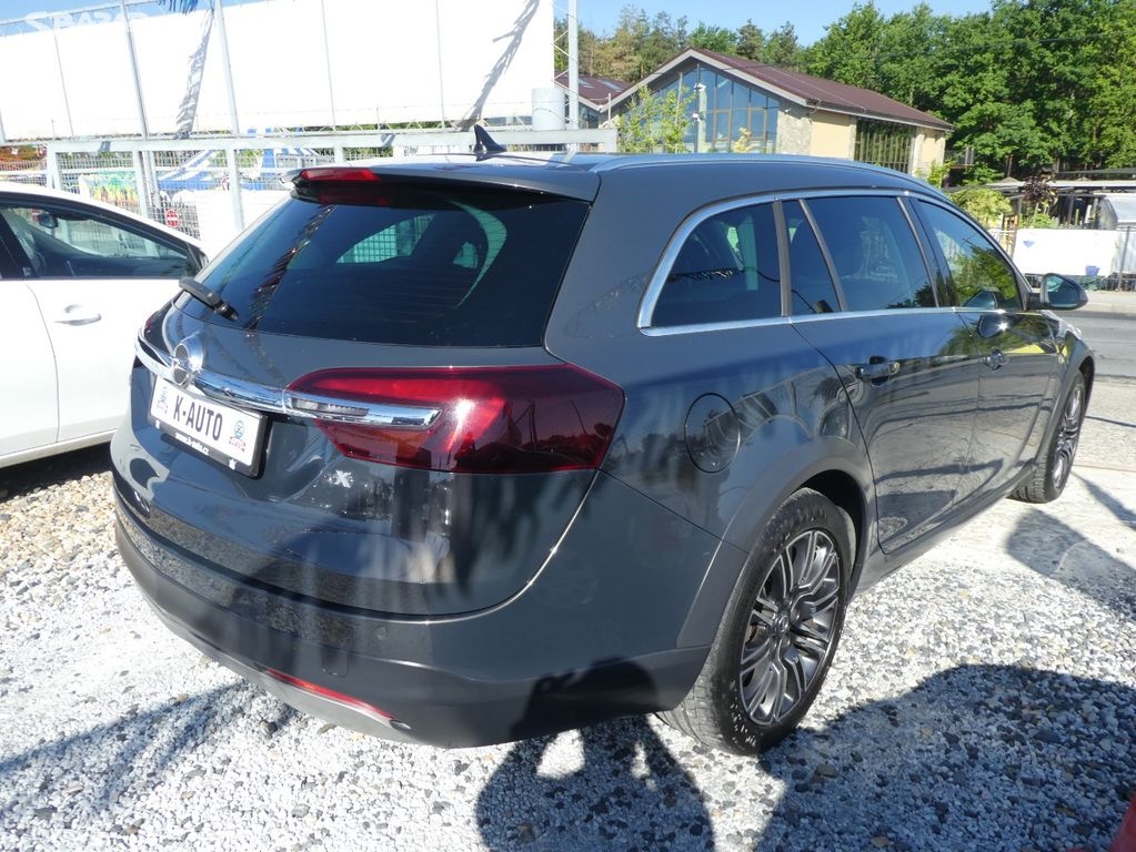 Opel Insignia 2.0CDTi 120kW,4x4,Country T. - 4