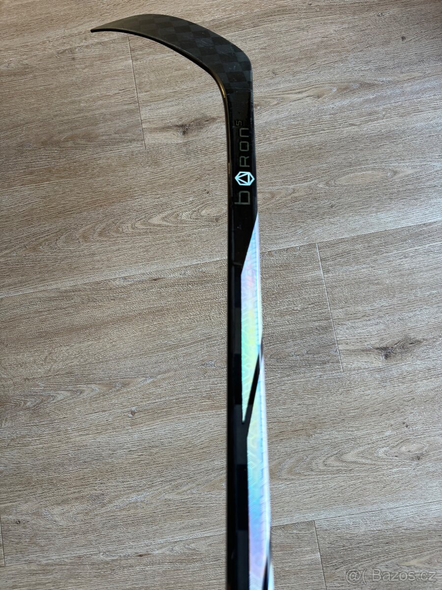 Hokejka Bauer PROTO R, pravá, P28, flex 87 - 4