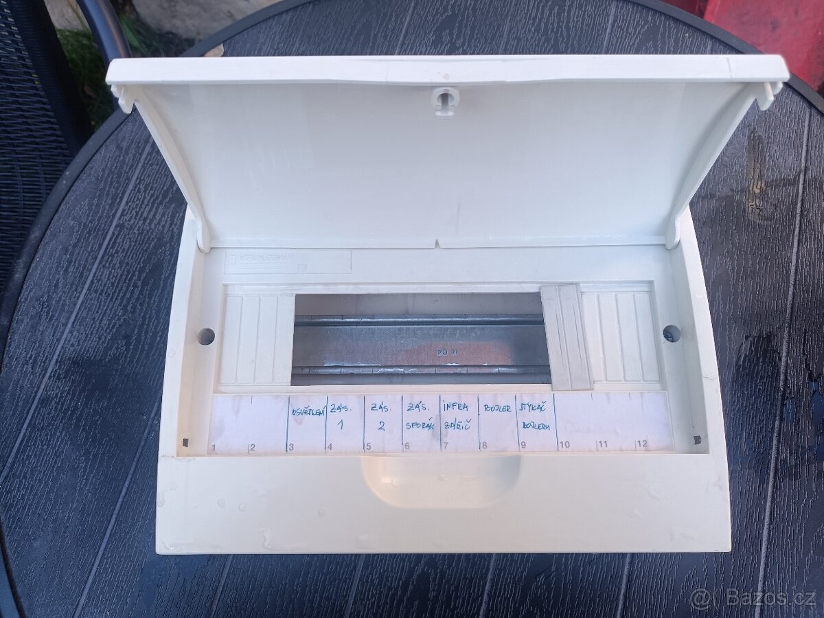 Rozvaděč Jističe - 4