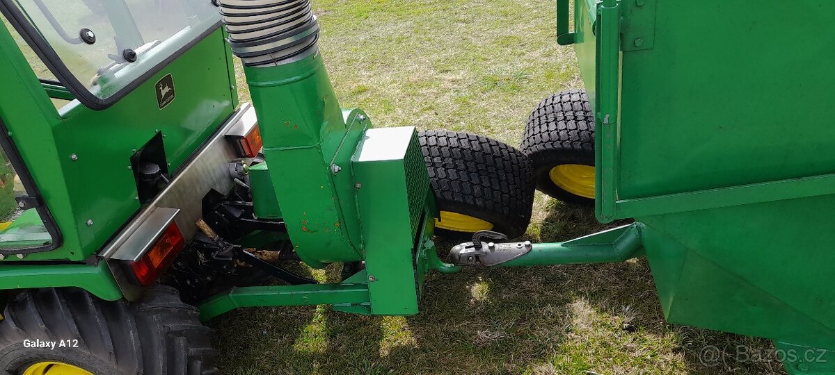 Komunalni traktor - 4